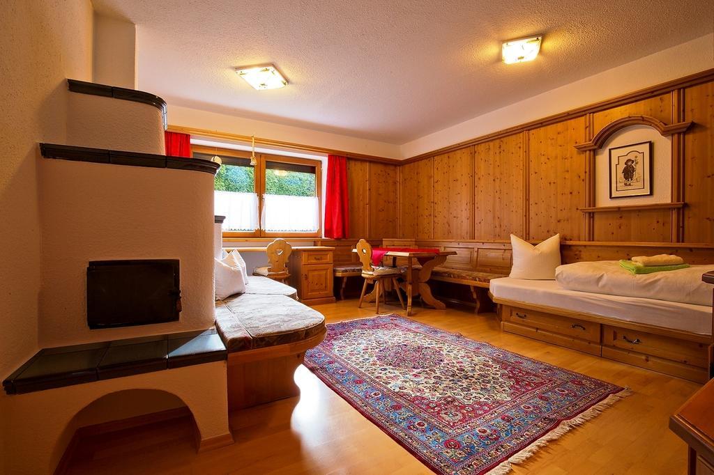 Apart Auer Umhausen Habitación foto